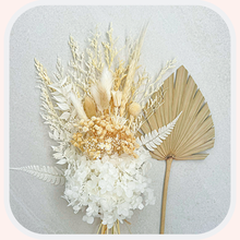 Load image into Gallery viewer, Dried Floral Cake Topper | Cream and White Posy with Hydrangea
