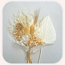 Load image into Gallery viewer, Dried Floral Cake Topper | Gold and White
