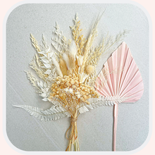 Load image into Gallery viewer, Dried Floral Cake Topper | White and Cream
